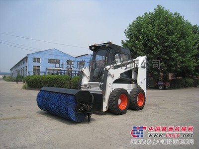 路面掃雪機(jī)_掃雪機(jī)_路面機(jī)械_整機(jī)供應(yīng)_整機(jī)平臺(tái)_中國(guó)路面機(jī)械網(wǎng)