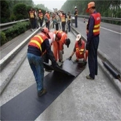 蛟河抗裂貼圖片在路橋附屬工程中的應用與勞務分包管理